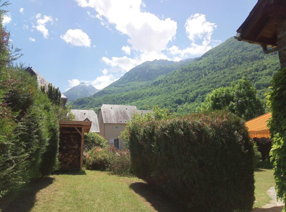 Maison La Luzienne - Lou Astiou Luz-Saint-Sauveur Bagian luar foto